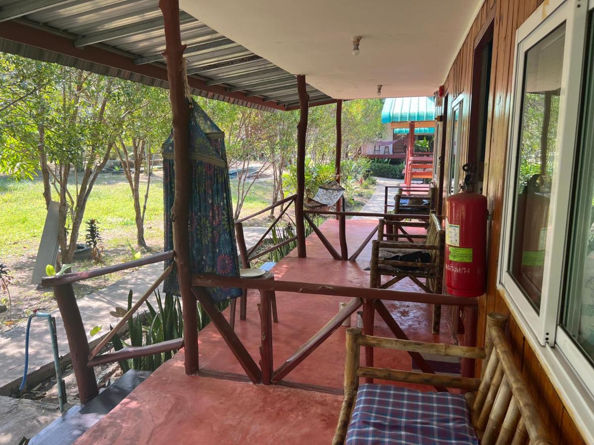 Hotel Lonely Groove Koh Chang Exterior foto